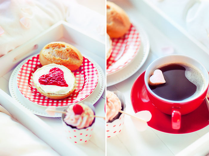 Ideen für Frühstück zum Valentinstag mit kleinem Kuchen und Deko