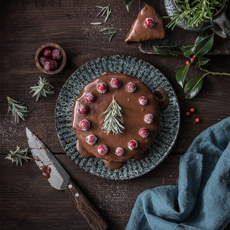 Schokoladen Weihnachtstorte mit toller weihnachtlicher Dekoration selbst zubereiten