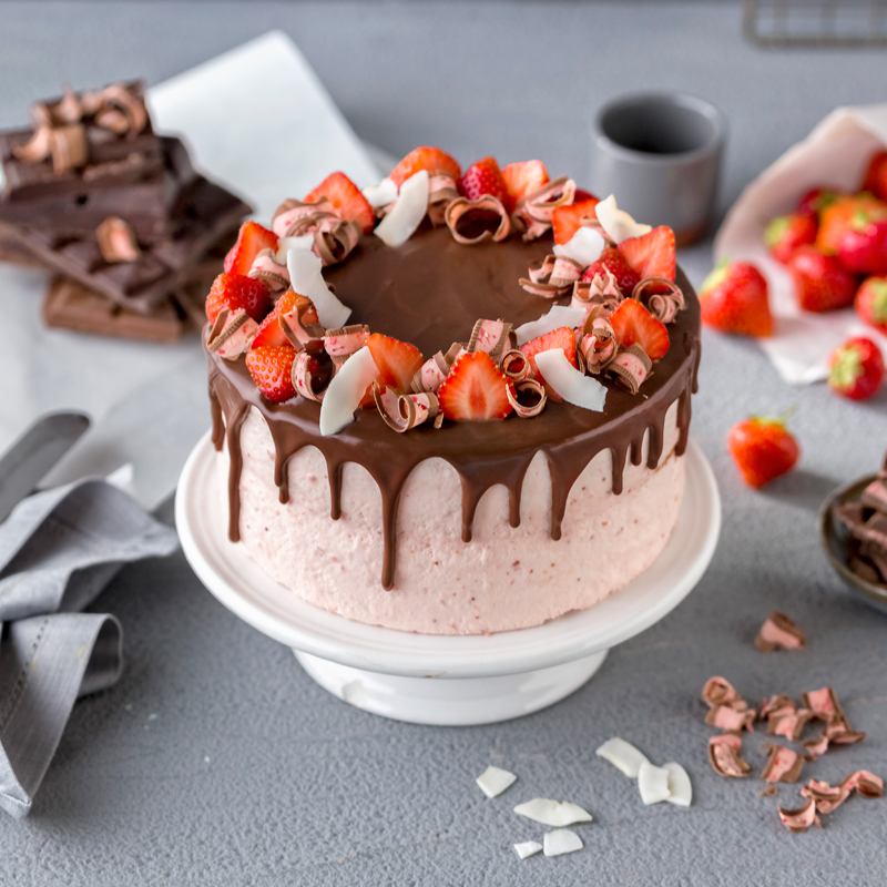 Drip Cake mit Erdbeeren Rezept » Einfache Anleitung: Selber machen