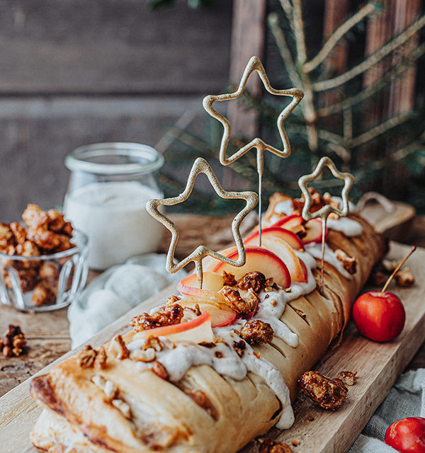 Veganes Weihnachtsrezept: Apfelstrudel mit Cashew-Vanillesoße 13