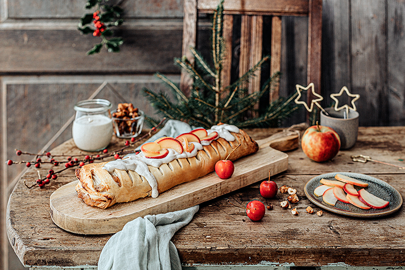 Veganes Weihnachtsrezept: Apfelstrudel mit Cashew-Vanillesoße 28