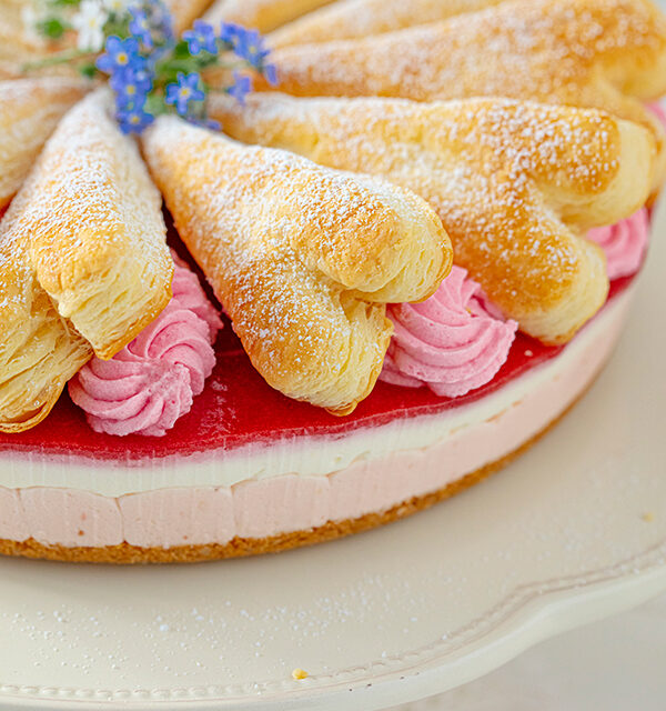 Zum Muttertag: Erdbeer-Frischkäse-Friesentorte 17